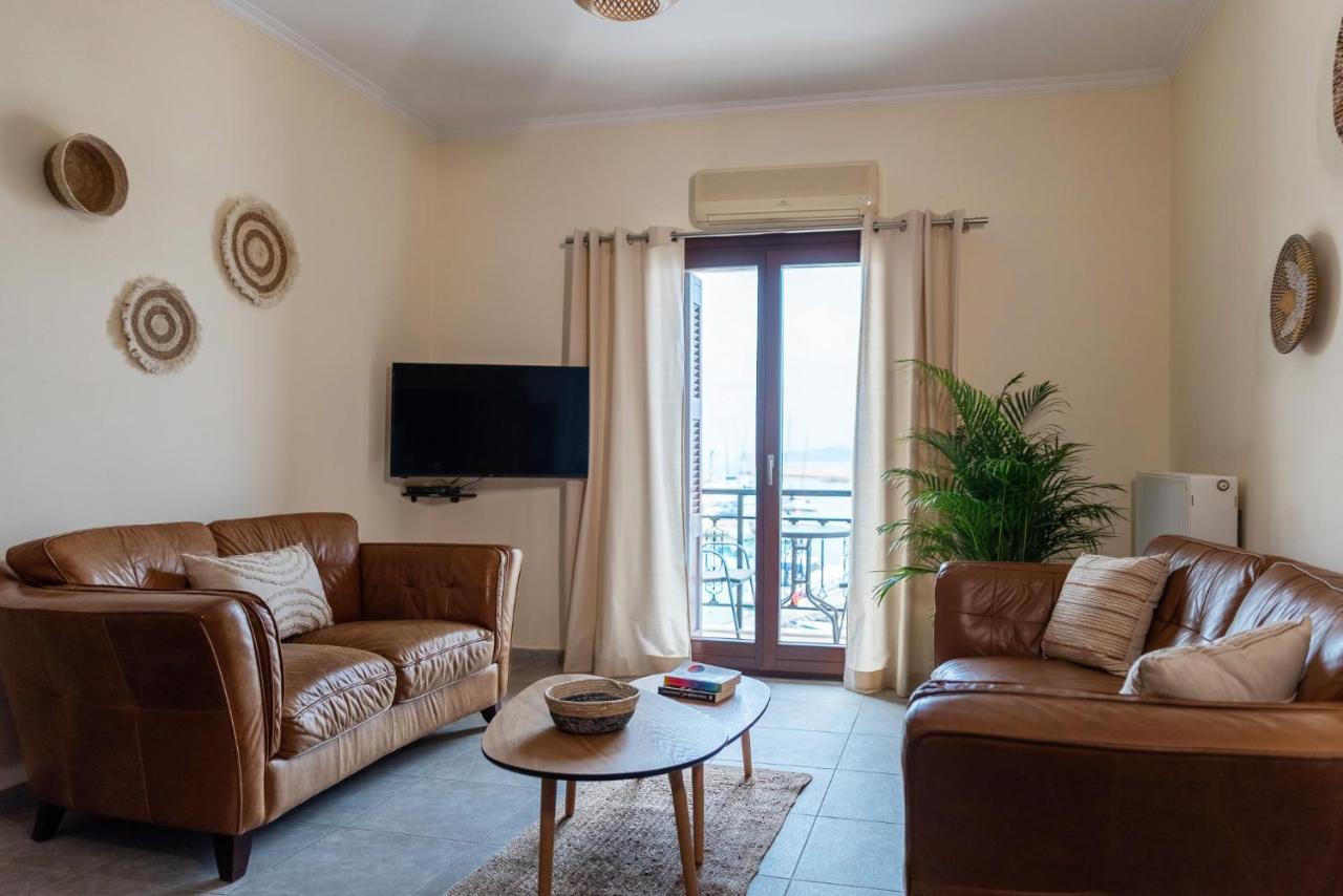 Destino Home Overlooking The Venetian Port Of Chania Χανιά Εξωτερικό φωτογραφία