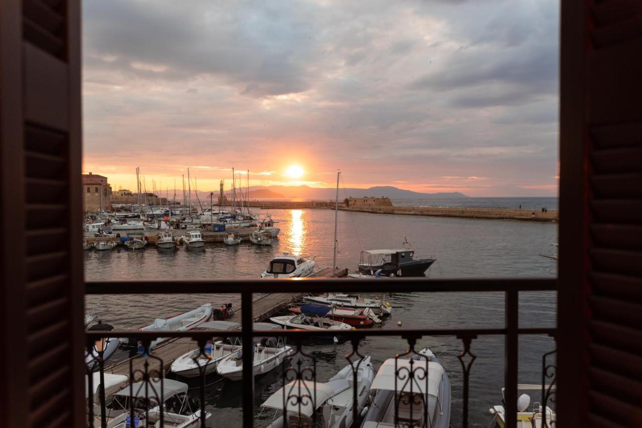 Destino Home Overlooking The Venetian Port Of Chania Χανιά Εξωτερικό φωτογραφία