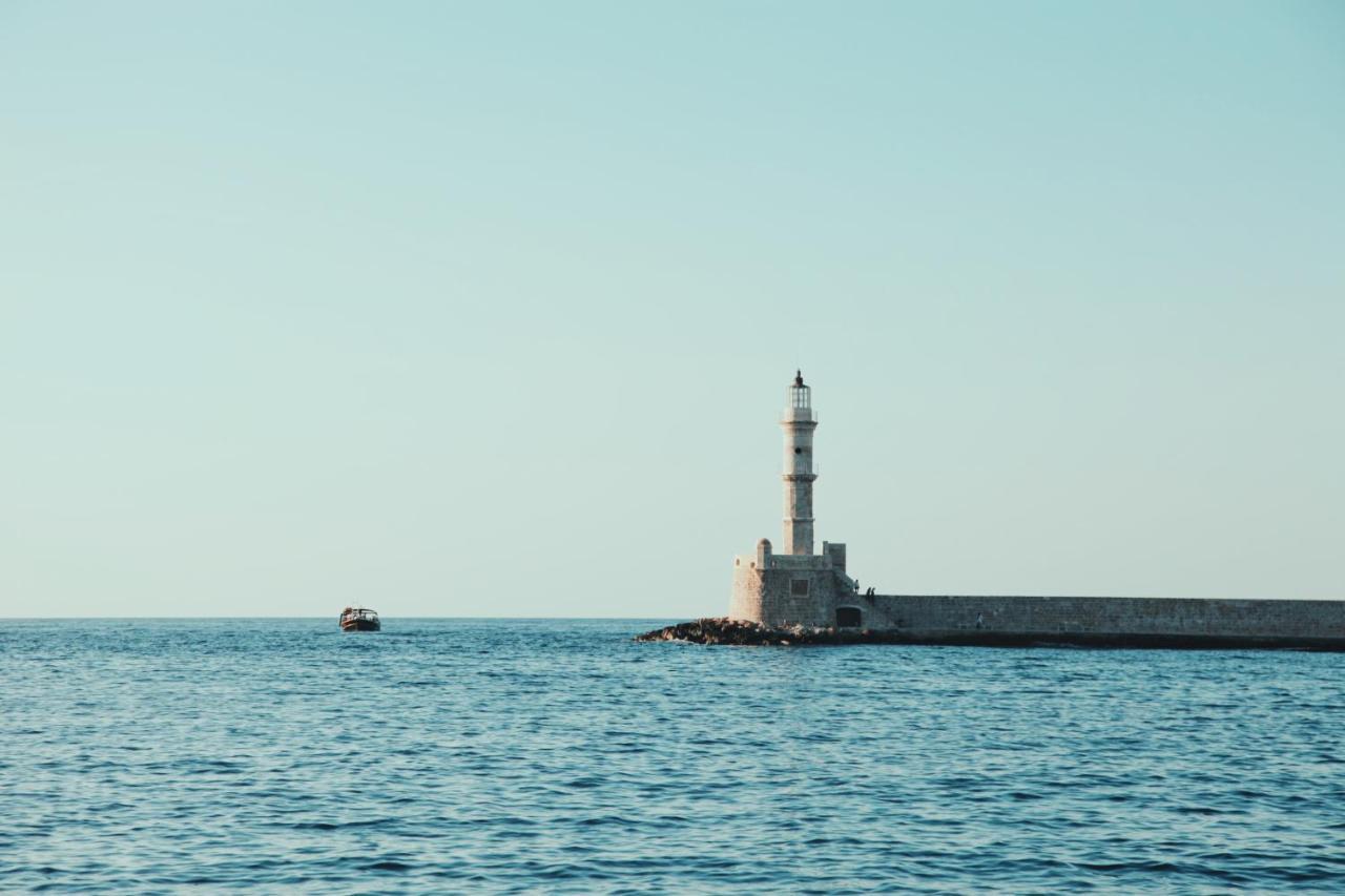 Destino Home Overlooking The Venetian Port Of Chania Χανιά Εξωτερικό φωτογραφία